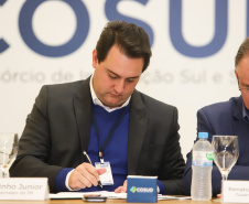Governador Carlos Massa Ratinho Júnior participa em Gramado, na Serra Gaúcha, da reunião entre governadores, vice-governadores e secretários dos sete Estados que integram o Consórcio de Integração Sul e Sudeste (Cosud) - Gramado, RS, 25/05/2019 - Foto: Rodrigo Félix Leal/ANPr