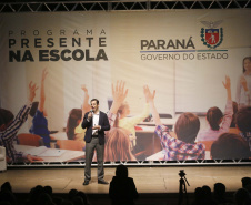 O governador Carlos Massa Ratinho Junior e o secretário da Educação e Esporte, Renato Feder(foto), apresentaram nesta segunda-feira (27/05) o programa Escola Presente, criado para evitar o abandono escolar.Curitiba, 27-05-19.Foto: Arnaldo Alves / ANPr.