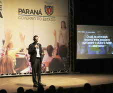 O governador Carlos Massa Ratinho Junior e o secretário da Educação e Esporte, Renato Feder(foto), apresentaram nesta segunda-feira (27/05) o programa Escola Presente, criado para evitar o abandono escolar.Curitiba, 27-05-19.Foto: Arnaldo Alves / ANPr.