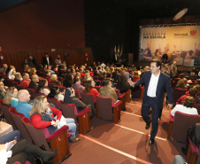 O governador Carlos Massa Ratinho Junior e o secretário da Educação e Esporte, Renato Feder, apresentaram nesta segunda-feira (27/05) o programa Escola Presente, criado para evitar o abandono escolar.Curitiba, 27-05-19.Foto: Arnaldo Alves / ANPr.
