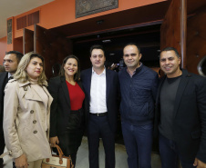 O governador Carlos Massa Ratinho Junior e o secretário da Educação e Esporte, Renato Feder, apresentaram nesta segunda-feira (27/05) o programa Escola Presente, criado para evitar o abandono escolar.Curitiba, 27-05-19.Foto: Arnaldo Alves / ANPr.