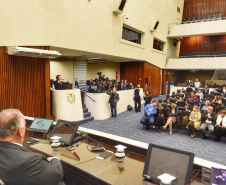 A Assembleia Legislativa homenageou nesta segunda-feira (27), em sessão solene, a Paraná Turismo, que completa 50 anos de serviços prestados ao Estado