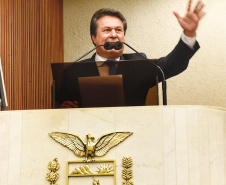 A Assembleia Legislativa homenageou nesta segunda-feira (27), em sessão solene, a Paraná Turismo, que completa 50 anos de serviços prestados ao Estado