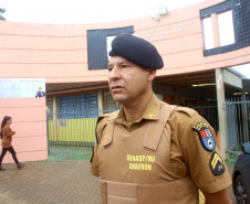 Presença policial transforma ambiente escolar e entorno em Foz do Iguaçu. Foto: Jaelson Lucas/AENPr