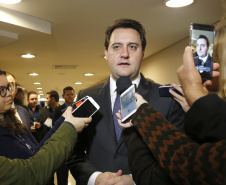 O governador Carlos Massa Ratinho Junior, participa das comemorações dos 72 anos do Tribunal de Contas do Estado. Presentes: ministro do Desenvolvimento Regional, Gustavo Canuto; entre outras autoridades.Curitiba, 03-06-19.Foto: Arnaldo Alves / ANPr.