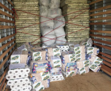 A Coordenadoria Estadual de Proteção e Defesa Civil liberou nesta segunda-feira (3) o terceiro caminhão com materiais de ajuda humanitária aos municípios mais atingidos pelas chuvas dos últimos dias, todos já com decretos de situação de emergência.  -  Curitiba, 03/06/2019  -  Foto: Divulgação Defesa Civil Governo do Paraná