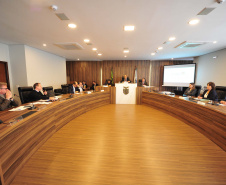 A Secretaria de Estado da Saúde apresentou nesta terça-feira (4), aos deputados que fazem parte da Comissão de Saúde da Assembleia Legislativa, o relatório de suas atividades nos quatro primeiros meses deste ano.Foto: Dálie Felberg/ALEP