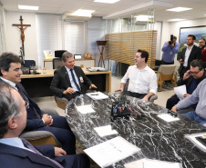 Governador carlos Massa Ratinho Junior durante encontro com o diretor - geral brasileiro da Itaipu Binacional, general Joaquin Silva e Luna  -  Foz do Iguaçu, 12/06/2019  -  Foto: Rodrigo Félix Leal/ANPr