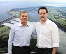Governador carlos Massa Ratinho Junior durante encontro com o diretor - geral brasileiro da Itaipu Binacional, general Joaquin Silva e Luna  -  Foz do Iguaçu, 12/06/2019  -  Foto: Rodrigo Félix Leal/ANPr