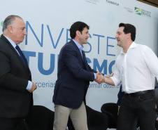 Governador Carlos Massa Ratinho Junior participa do seminário  do programa Investe Turismo, em Foz do Iguaçu. Foto: Rodrigo Felix Leal/ANPr
