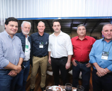 O governador Carlos Massa Ratinho Junior esteve nesta quarta-feira (12) na Digital Agro 2019, em Carambeí, nos Campos Gerais. O evento apresenta e discute as principais novidades tecnológicas para o agronegócio, como a digitalização do campo, automação, robótica, internet das coisas e Big Data. Foto: Rodrigo Felix Leal/ANPr