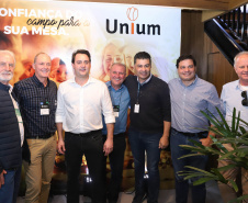 O governador Carlos Massa Ratinho Junior esteve nesta quarta-feira (12) na Digital Agro 2019, em Carambeí, nos Campos Gerais. O evento apresenta e discute as principais novidades tecnológicas para o agronegócio, como a digitalização do campo, automação, robótica, internet das coisas e Big Data. Foto: Rodrigo Felix Leal/ANPr