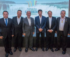 Com a presença do Vice Governador do Paraná Darci Piana, ministro do Turismo Marcelo Álvaro Antônio e o presidente da Paraná Turismo Jacob Mehl, além de outras autoridades locais, e empresários do segmento o primeiro dia de um dos maiores eventos do segmento superou as expetativas