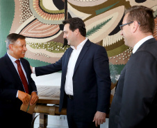 Governador Carlos Massa Ratinho Jr recebe visita do embaixador de Bangladesh Zulfiqar Rahman. -  Curitiba,17/06/2019 Foto:Jaelson Lucas / ANPr