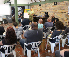 A Polícia Civil do Paraná promoveu na sexta-feira (14) a primeira edição do Curso de Orientação à Imprensa em Áreas de Conflito Armado, em Curitiba. Noções básicas sobre procedimentos policiais em locais de crime, atendimento pré-hospitalar de combate e instrução de tiro foram algumas das disciplinas ministradas no treinamento, que reuniu 20 jornalistas de veículos de comunicação paranaenses.  Curitiba, 17/06/2019  -  Foto: Divulgação Polícia Civil