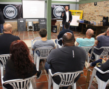A Polícia Civil do Paraná promoveu na sexta-feira (14) a primeira edição do Curso de Orientação à Imprensa em Áreas de Conflito Armado, em Curitiba. Noções básicas sobre procedimentos policiais em locais de crime, atendimento pré-hospitalar de combate e instrução de tiro foram algumas das disciplinas ministradas no treinamento, que reuniu 20 jornalistas de veículos de comunicação paranaenses.  Curitiba, 17/06/2019  -  Foto: Divulgação Polícia Civil