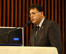 Comemoração de 100 de Convenção Batista na Assembléia Legislativa do Paraná, com homenagem do Governador Carlos Massa Ratinho Junior. Na foto, Paulo Cesar Kremer dos Santos  -  Foto Gilson Abreu