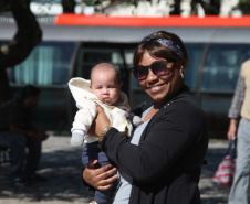 Cresce número de migrantes e refugiados que buscam um recomeço no Paraná. Em 2019, Centro de Informação para Migrantes registrou aumento de 85% nos atendimentos. Na foto, Yohana Boza Leon, 20 anos, advogada, que há um ano escolheu Curitiba para viver com seu marido Elesbet Sanches, 37 anos, nutricionista.  -  Curitiba, 19/06/2019  -  Foto: Divulgação SEJUF