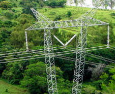 A Copel conclui esta semana a aquisição da Uirapuru Transmissora de Energia, empresa que opera uma linha de transmissão de 525 kV entre Londrina e Ivaiporã, na região central do Paraná.   -  Curitiba, 26/06/2019  -  Foto: Divulgação Copel