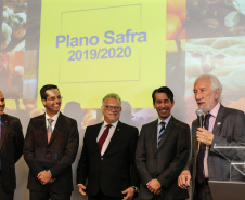 O vice-governador Darci Piana e o secretário estadual da Agricultura e do Abastecimento, Norberto Ortigara, participam nesta quinta-feira (27),  em Curitiba, do lançamento do Plano Safra 2019/2020