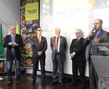 O vice-governador Darci Piana e o secretário estadual da Agricultura e do Abastecimento, Norberto Ortigara, participam nesta quinta-feira (27), em Curitiba, do lançamento do Plano Safra 2019/2020.  -  Curitiba, 27/06/2019  -  Foto: Gisele Barão/Assessoria de Imprensa Seab 