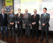 O vice-governador Darci Piana e o secretário estadual da Agricultura e do Abastecimento, Norberto Ortigara, participam nesta quinta-feira (27), em Curitiba, do lançamento do Plano Safra 2019/2020.  -  Curitiba, 27/06/2019  -  Foto: Gisele Barão/Assessoria de Imprensa Seab 