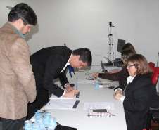 A Secretaria de Estado da Administração e da Previdência promoveu nesta quinta-feira (27) uma audiência para contratação emergencial da nova gestora da manutenção dos veículos do Estado.   -  Curitiba, 27/06/2019  -  Foto:  Carlos Winnikes 