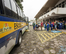 Encerrando as atividades do primeiro semestre do Porto Escola, a equipe da Diretoria de Meio Ambiente da Portos do Paraná recebeu nesta quinta-feira (27) 160 alunos com necessidades especiais da Escola Municipal Eva Cavani, de Paranaguá.  -  Curitiba, 27/06/2019  -  Foto: Cládio Neves/Portos do Paraná