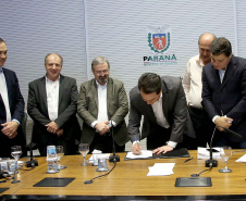 Governador Carlos Massa Ratinho Junior durante reunião com executivos da Klabin  -  Curitiba, 02/07/2019  -  Foto: Jaelson Lucas/ANPr