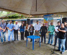 A Secretaria de Estado do Desenvolvimento Sustentável e do Turismo, em parceria com a Prefeitura de Pontal do Paraná, promove uma ação para castração gratuita de cães e gatos do município, incluindo a Ilha do Mel. Foto: Denis Ferreira Netto/SEDEST