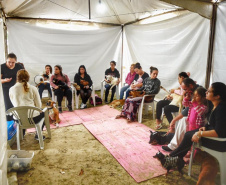 A Secretaria de Estado do Desenvolvimento Sustentável e do Turismo, em parceria com a Prefeitura de Pontal do Paraná, promove uma ação para castração gratuita de cães e gatos do município, incluindo a Ilha do Mel. Foto: Denis Ferreira Netto/SEDEST
