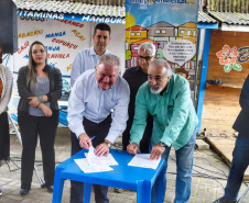 A Secretaria de Estado do Desenvolvimento Sustentável e do Turismo, em parceria com a Prefeitura de Pontal do Paraná, promove uma ação para castração gratuita de cães e gatos do município, incluindo a Ilha do Mel. Foto: Denis Ferreira Netto/SEDEST