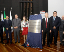 As ações conjuntas do Governo do Estado com órgãos de controle externo, como o Ministério Público Estadual (MP), são estratégicas para conter os casos de corrupção, o mal uso dos recursos públicos e evasão de divisas. A afirmação é do controlador-geral do Estado, Raul Siqueira, que participou nesta sexta-feira (5) de um encontro sobre controle social no combate à improbidade administrativa, realizado pelo MP, em Santo Antônio da Platina, no Norte Pioneiro. Foto: Jaelson Lucas/ANPr