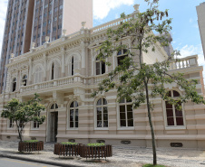 Os cinéfilos de Curitiba vão ganhar, na próxima quinta-feira (11/07), um presente e tanto. Às 19 horas, no Museu da Imagem e do Som do Paraná (MIS-PR), acontecerá a sessão inaugural do Aurora ? cineclube de cinema paranaense, cujo primeiro ciclo será dedicado ao cineasta Fernando Severo, que em 2019 completa 40 anos de carreira.  -  Foto: Kraw Penas