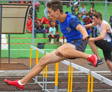 Apucarana será sede pela sexta vez sede de uma fase final dos Jogos Escolares do Paraná (JEPS). Neste ano, será a competição para alunos-atletas da categoria 12 a 14 anos, entre 12 e 20 de julho. A cidade tem recebido desde 2015 ao menos uma das etapas finais da competição. Para esta estão confirmados 747 estabelecimentos de ensino de 270 municípios, somando 5.279 participantes, entre atletas e dirigentes.Foto: Divulgação/SEET