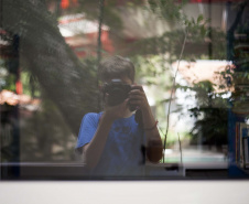 Abre nesta sexta-feira (12/07), às 19 horas, no Museu da Imagem e do Som do Paraná (MIS-PR), a exposição fotográfica “Memória, imagem e infância”, com 27 imagens, entre obras do acervo do MIS-PR e trabalhos fotográficos de outros artistas, que têm a infância e a memória como elo temático. Foto:Mathias Jakobovitsch Ferreira
