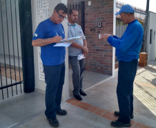 A Sanepar faz um alerta à população de Toledo, no Oeste do Estado, sobre a importância do bom uso do sistema de esgotamento sanitário. Uma das maiores dúvidas dos moradores é com relação à instalação e manutenção das caixas de gordura dentro dos imóveis. Nos serviços de manutenção feitos pela Sanepar, a empresa constata que a gordura é a principal causa de entupimento da rede coletora de esgoto. Foto: Sanepar
