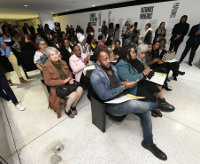  "Movimenta Preta" homenageia 30 mulheres negras na abertura da sua programação. Foto: 
Kraw Pennas/SECC
	