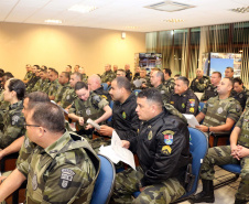 Uma operação da Polícia Militar iniciada nesta terça-feira (24) com o objetivo de combater o tráfico e o comércio de aves silvestres cumpriu mandados de prisão em Curitiba, Almirante Tamandaré, Campo Largo, Fazenda Rio Grande, Piraquara, Colombo e Cerro Azul. Foto: Soldado Ismael Ponchio
