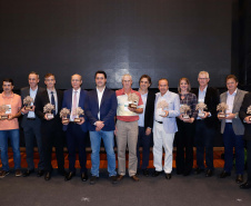 O governador Carlos Massa Ratinho Junior afirmou nesta terça-feira (23), durante a abertura da AveSui Eurotier South America 2019, em Medianeira, que o Estado prepara as bases logísticas para facilitar ainda mais o desenvolvimento do cooperativismo no Paraná, que já é referência para o agronegócio brasileiro