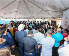  Pavimentação de ruas, melhoria em quadras poliesportivas, revitalização de praça, construção de barracões industriais e compra de equipamentos rodoviários são os principais investimentos que 15 municípios da região Norte do Paraná farão com apoio do Governo do Estado