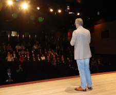 A Secretaria de Estado da Comunicação Social e Cultura reúne neste fim de semana empresários, jornalistas, publicitários e profissionais da área de comunicação para discutir a necessidade de transformar jornais e sites em plataformas de conteúdo mais dinâmicas e adaptadas ao mundo virtual