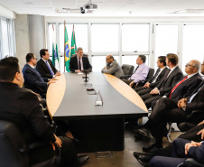 O Governo do Estado vai trabalhar de forma conjunta com o Ministério Público do Paraná para combater a sonegação e os crimes fiscais. O governador Carlos Massa Ratinho Junior acompanhou nesta segunda-feira (29) a criação do Grupo de Atuação Especial de Combate à Sonegação Fiscal e Outros Ilícitos Tributários (Gaesf), que vai atuar em parceria com o Governo na fiscalização e enfrentamento a crimes desta natureza.