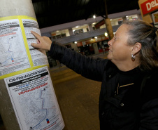 “Facilitou muito, principalmente porque ficou mais rápido”, disse. “Não preciso trocar de ônibus e ainda evito parar no terminal do Capão da Imbuia, que está sempre muito cheio”, afirmou a babá Jaqueline Fernandes Ferreira, 44 anos, antes de embarcar para a Capital.