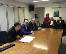 Foi realizada nesta quarta feira (30), a 77° reunião ordinária do CEPATUR – Conselho Paranaense de Turismo. Antes da abertura oficial o presidente da Parana Turismo Jacob Mehl, seguido pelo secretário de desenvolvimento sustentável e do turismo Márcio Nunes, fizeram uso da palavra. Na sequência o presidente do conselho Antônio Azevedo iniciou a reunião que aconteceu no Auditório da SEDEST, secretaria de desenvolvimento sustentável e do turismo Foto: Divulgação/SEDEST