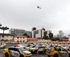 A Polícia Militar do Paraná (PM-PR) iniciou uma mega-operação (Operação 100) em Curitiba  e Região Metropolitana nesta sexta-feira (2). São 165 viaturas, 550 policiais militares de todos os batalhões espalhados pelos municípios com auxílio de motocicletas, cães, cavalos e helicóptero.  Curitiba, 02/08/2019 -  Foto: Geraldo Bubniak/ANPr