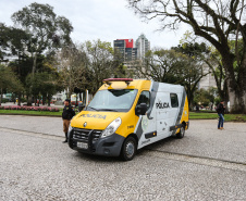 A Polícia Militar do Paraná (PM-PR) iniciou uma mega-operação (Operação 100) em Curitiba  e Região Metropolitana nesta sexta-feira (2). São 165 viaturas, 550 policiais militares de todos os batalhões espalhados pelos municípios com auxílio de motocicletas, cães, cavalos e helicóptero.  Curitiba, 02/08/2019 -  Foto: Geraldo Bubniak/ANPr