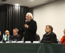 O Governo do Paraná e a Organização para Cooperação e Desenvolvimento Econômico (OCDE), organização internacional de 36 países, começaram a trabalhar em conjunto nesta segunda-feira (5) para acelerar a implementação dos 17 Objetivos de Desenvolvimento Sustentável (ODS) propostos pela Organização das Nações Unidas (ONU) para a Agenda 2030. O vice-governador Darci Piana disse que o Governo estrutura todo o seu planejamento em função dos ODS. 