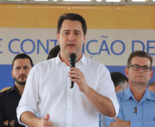 O governador Carlos Massa Ratinho Junior reúne-se com prefeitos na sede da Associação dos Municípios do Sudoeste do Paraná (Amsop), em Francisco Beltrão e assina autorização para licitações de obras para a infraestrutura urbana