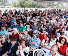 O governador Carlos Massa Ratinho Junior assinou nesta quinta-feira (8) a ordem de serviço para início das obras para contenção de enchentes do Rio Marrecas, em Francisco Beltrão, no Sudoeste do Estado. O Governo do Estado está investindo R$ 30 milhões nesta primeira etapa da obra.